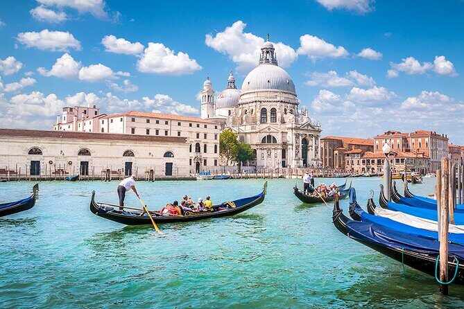 Transfer from Padova to Venice City Airport/Port or v.v. - Who Will Benefit Most?