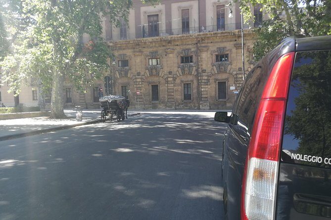 Transfer from Palermo Airport to Marina di Portorosa, Furnari - The Vehicle & Amenities