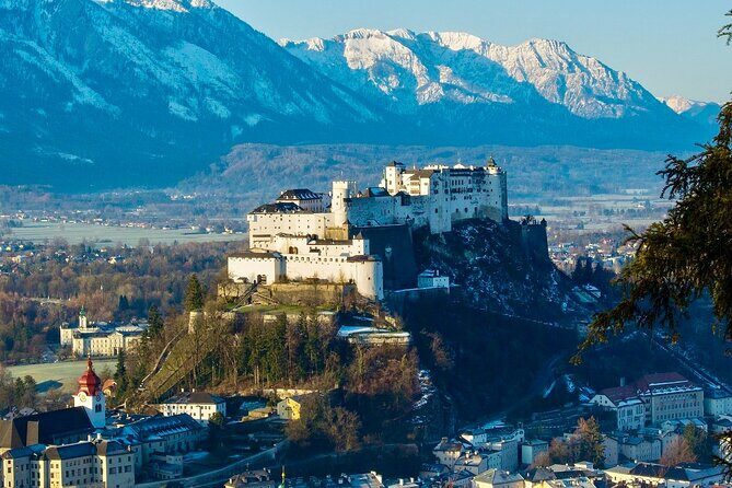 Transfer from Prague to Salzburg with Tour Stop in Cesky Krumlov - Why Choose This Experience?