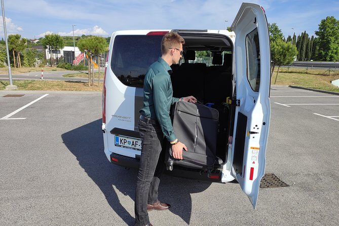 Transfer from Zagreb Airport to Koper - In-Depth Look at the Transfer Experience