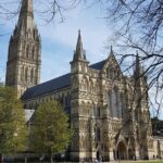 Transfers between Southampton and London via famous attractions - What to Expect on Your Journey