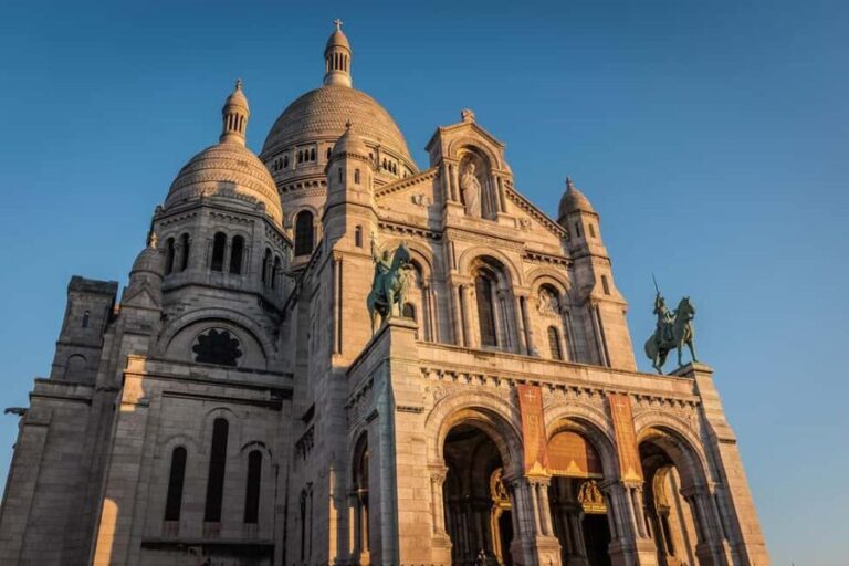 Treasure Hunt : the burglar of the Hill of Montmartre - A Closer Look at the Detective Treasure Hunt in Montmartre