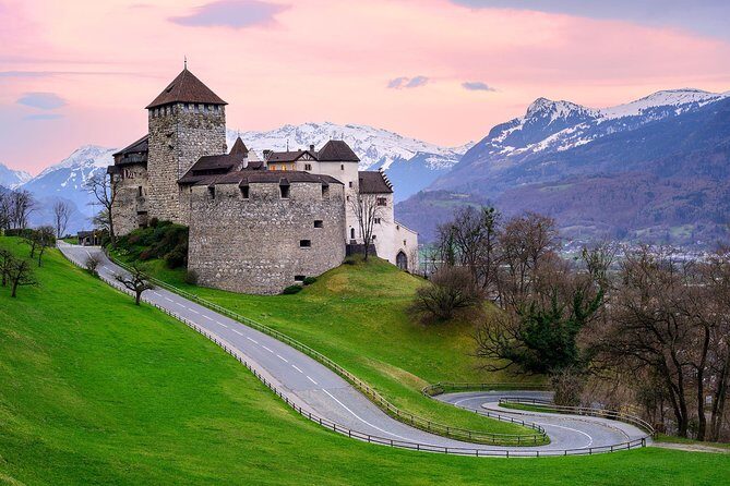 Trip to 4 Countries: Liechtenstein, Austria, Germany, Switzerland - Who Will Love This Tour?