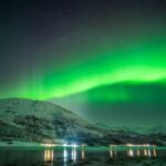Tromsø: Northern lights in a minibus, including photos and a warm meal! - In-Depth: What to Expect on the Tromsø Northern Lights Tour