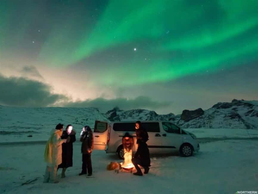 Tromso: Small Group Aurora Chase with Warranty - FAQ
