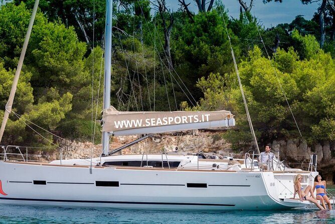 Tropea, Exclusive tour 15-meter Sailing Boat - 4h with Aperitif - The Skipper: Your Local Guide