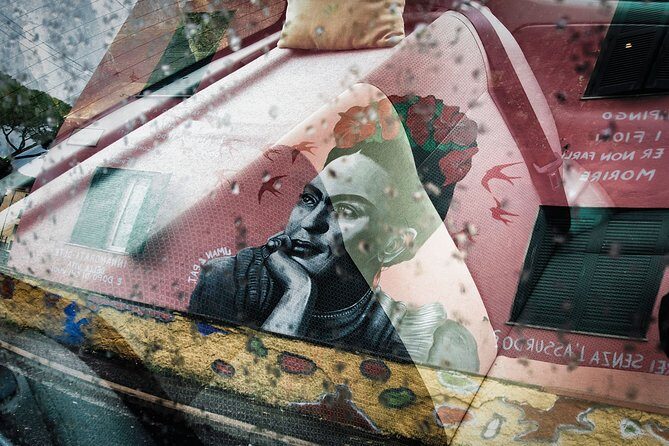 Trullo Photo Tour: popular art and poetry on the walls of a neighborhood - A Deep Dive into the Trullo Photo Tour