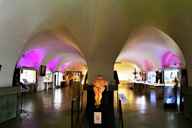 Turin: Private Tour on The Path of The Holy Shroud - FAQ