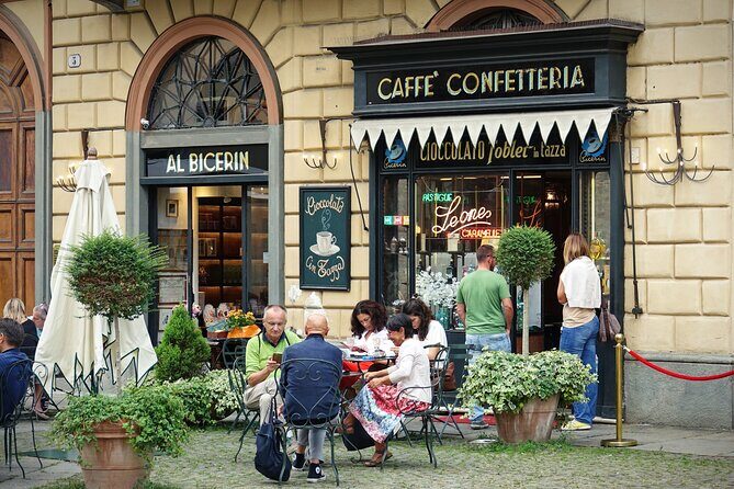 Turin Sweet & Chocolate Walking Food Tour by Do Eat Better - Who Would Enjoy This Tour?