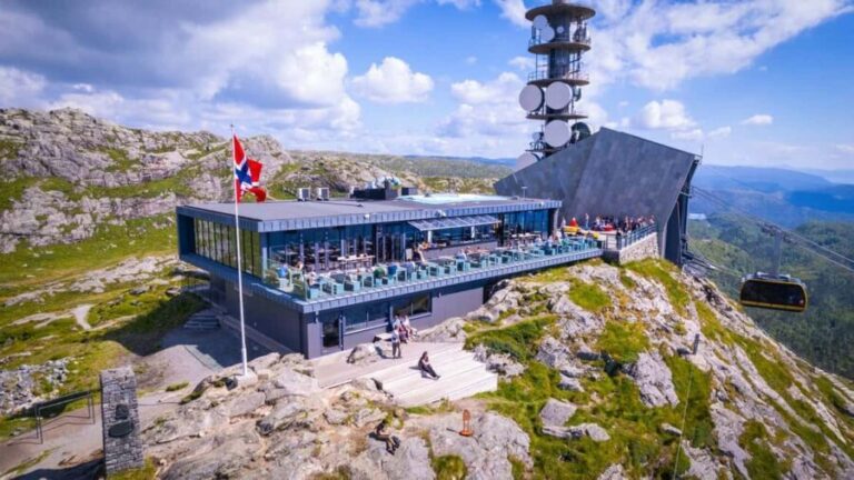 Ulriken, Bergen: Enjoy a 3-course lunch with panoramic views - What To Expect: A Step-by-Step Overview