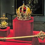 Ultimate Tower of London, Beefeater Welcome & Crown Jewels - The Value of the Tour