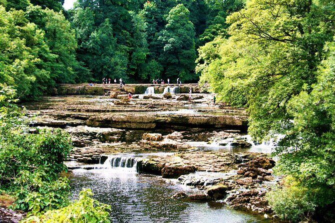 Ultimate Yorkshire Dales Tour - Magnificent Views - Photo Stops - Expert Guide - How the Tour Adds Value
