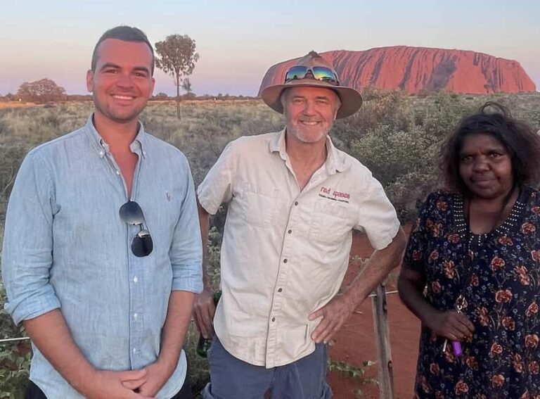 Uluru Private Tour with Aboriginal Guide - Key Points
