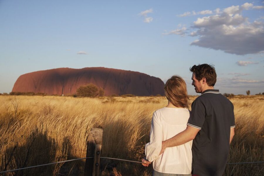 Uluru: Sacred Sites & Sunset Tour with Wine & Cheeseboard