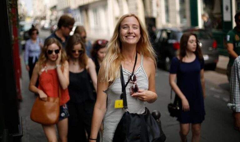 Unique Walking Tour of Great Women in Parisian History - Who Should Book This Tour?