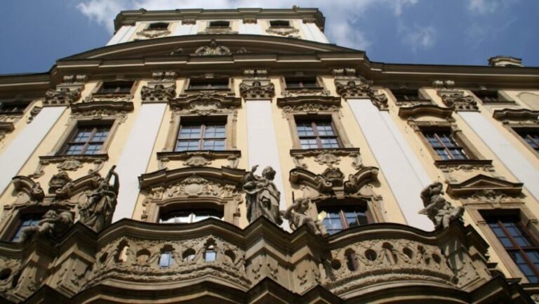 University of Wrocaw  discover this place with a guide! - A Deep Dive into the Wrocław University Guided Tour