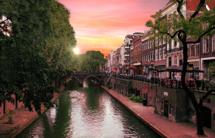 Utrecht: Guided Highlights Walking Tour - A Deep Dive into Utrecht’s Highlights