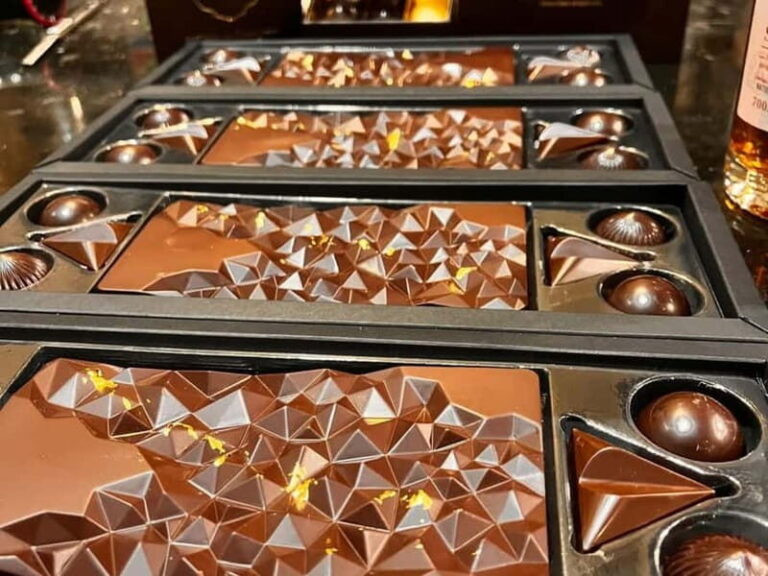 Uzzano: Chocolate Factory Guided Tour with Tasting - What to Expect During the Tour