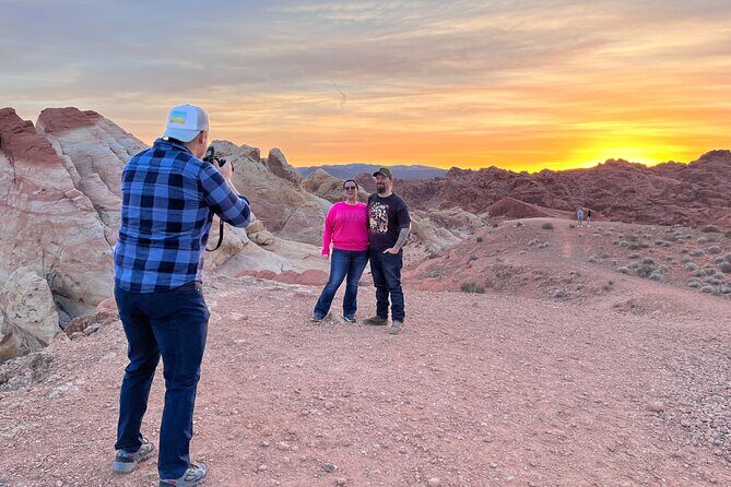 Valley of Fire Sunset Tour from Las Vegas - A Close Look at the Valley of Fire Sunset Tour