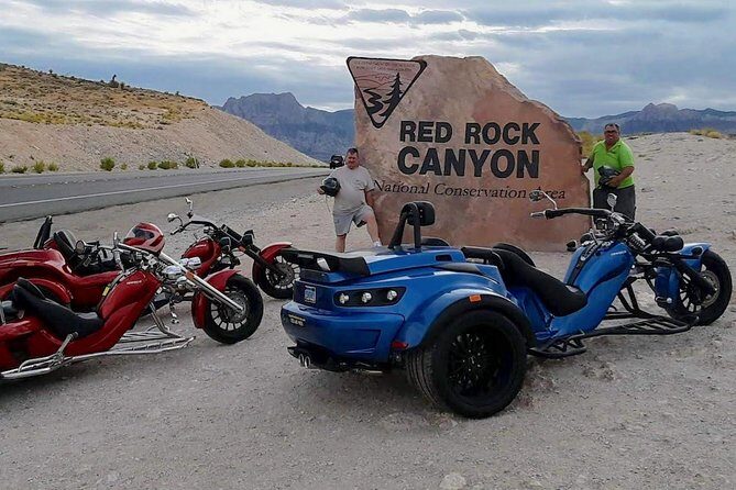 Vegas Strip and Red Rock Canyon Guided Trike or Slingshot Tour - A Deep Dive into the Vegas Strip and Red Rock Canyon Guided Tour
