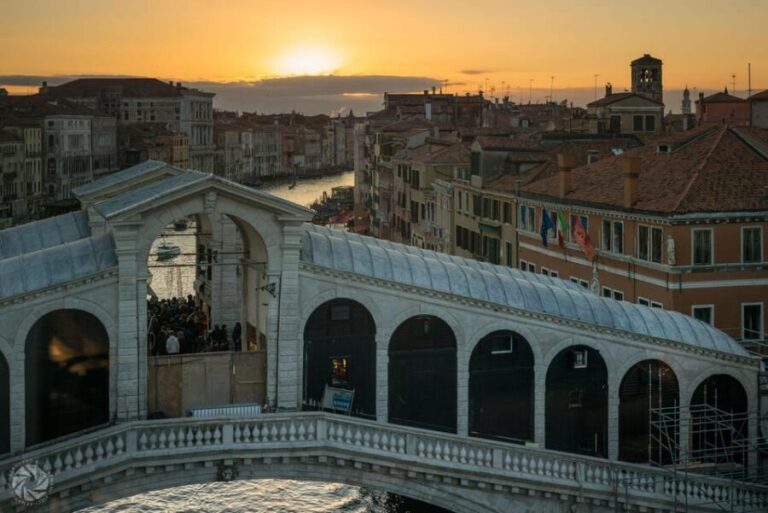 Venice, Bacaro Tour: Food and Wine tasting with Local Guide - The Sum Up