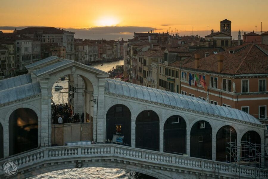 Venice, Bacaro Tour: Food and Wine tasting with Local Guide - The Sum Up