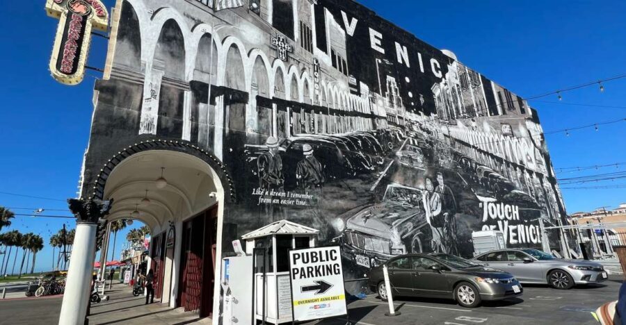 Venice Beach : French guided walking tour - The Sum Up: Is This Tour Right for You?