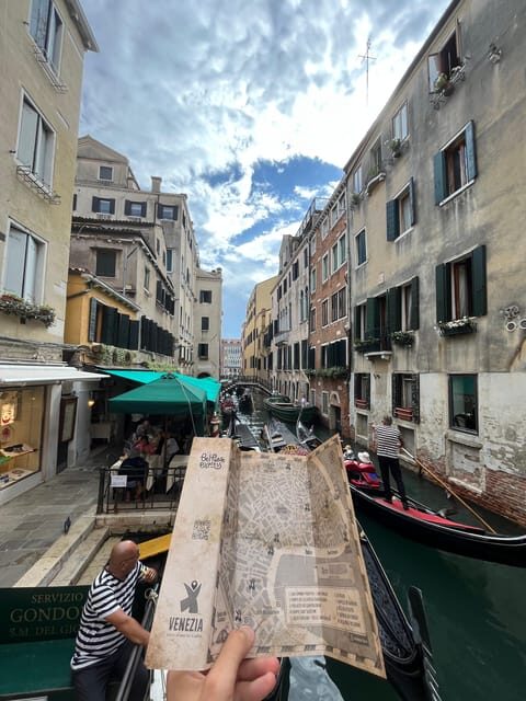 Venice City Escape: "Hunting for L'Omo dal Capelon" - An In-Depth Look at the Venice City Escape: "Hunting for LOmo dal Capelon"