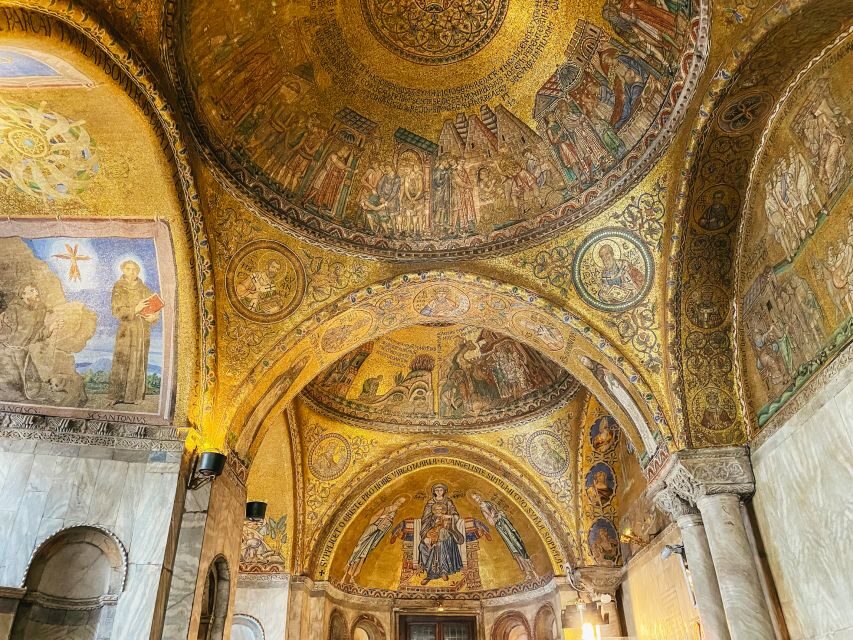 Venice: St Mark Basilica Hosted Tour & VR History Intro - A Deep Dive Into the Experience
