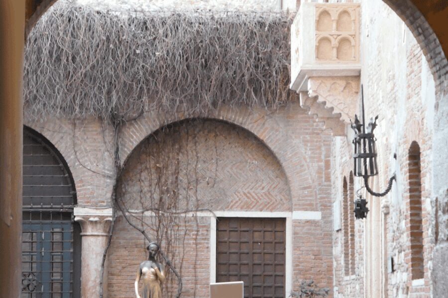 Verona Awakens: Early Morning Walking Tour - Why Choose the Verona Awakens Tour?