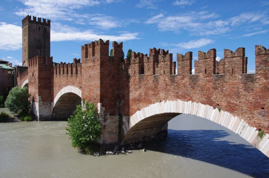 Verona: Sightseeing and Heritage Tour - Who Should Consider This Tour?