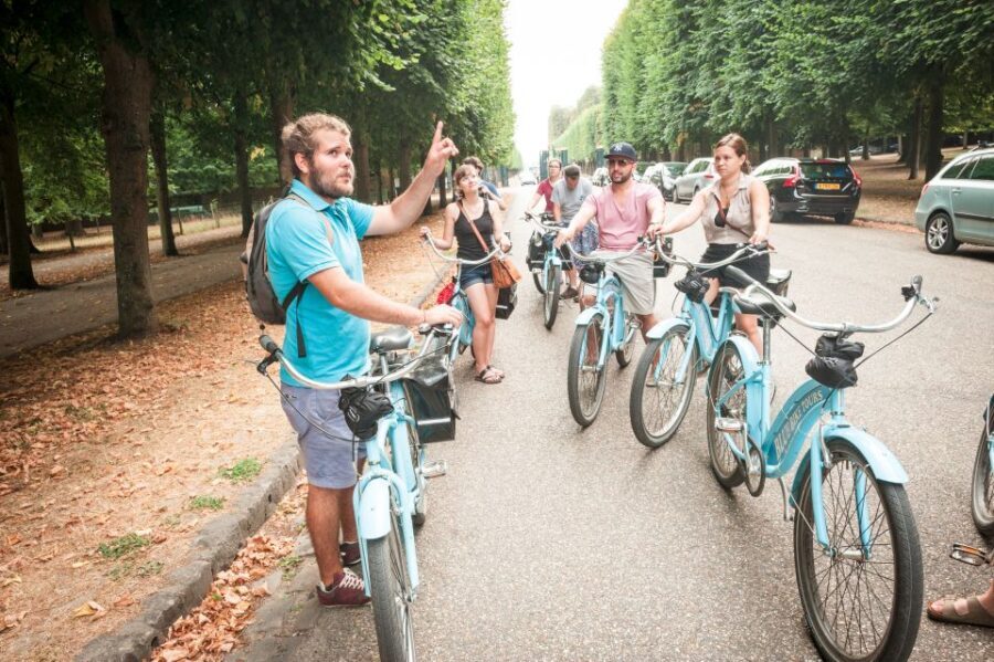 Versailles Bike Tour with Palace & Queen Farm Entrance - The Market Visit: A Taste of Local Life