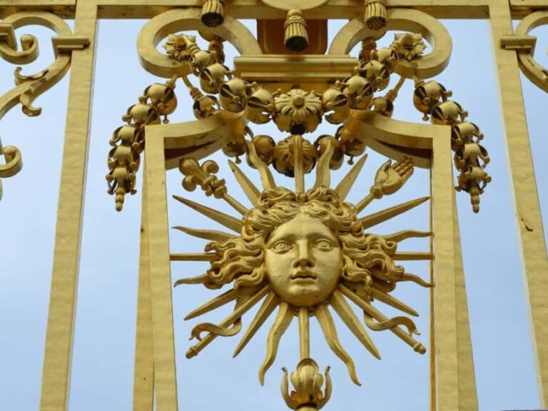 Versailles Palace Visit in Minivan from Paris Half-Day - Exploring the Versailles Palace: What to Expect