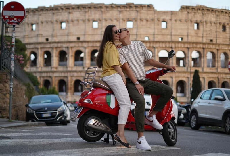 Vespa city tour in Rome with two different routes - The Experience in Detail