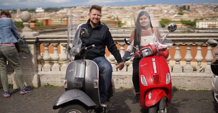 Vespa Tour with Professional Photographer - Exploring the Details of the Vespa Tour