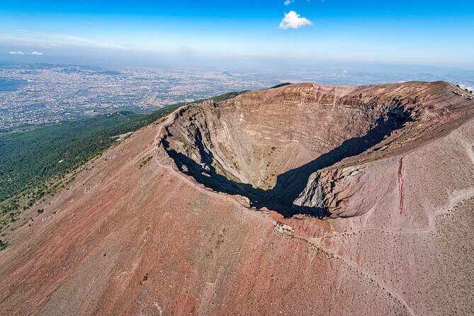 Vesuvius tour entrance to the crater and return bus - Final Thoughts: Who Should Consider This Tour?