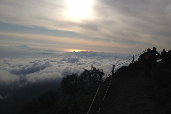 Vesuvius, V.I.P. the only Tour with Volcanological Guide - Views and Photo Opportunities