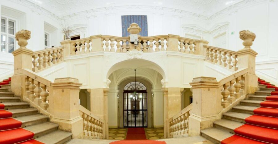 Vienna: Baroque Orchestra Concert and Dinner - Who Will Enjoy This Tour?