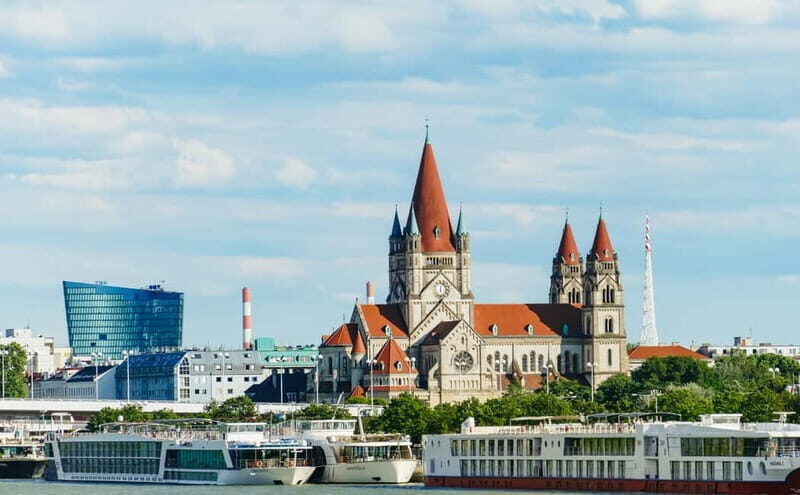 Vienna: EasyCityPass | City Card | Bus Metro Tram | Savings - What the Pass Includes — A Closer Look