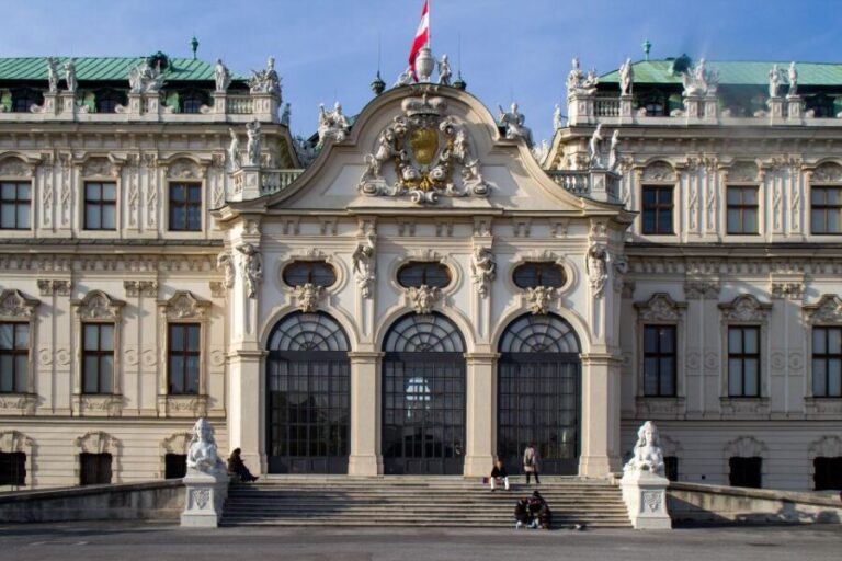 Vienna: Express Walk with a Local in 60 minutes - The Highlights and Why They Matter