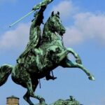 Vienna Inner City Highlights Private Walking Tour - The Experience in Detail