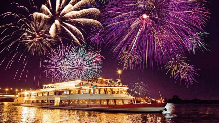 Vienna New Year's Eve Dinner Cruise - An In-Depth Look at the Vienna New Year’s Eve Dinner Cruise