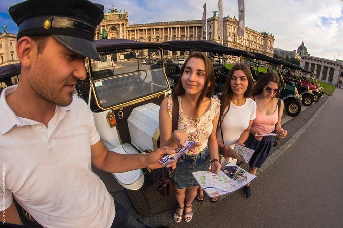 Vienna Oldtimer Tour (60 min) Incl. bottle of Prosecco - Frequently Asked Questions