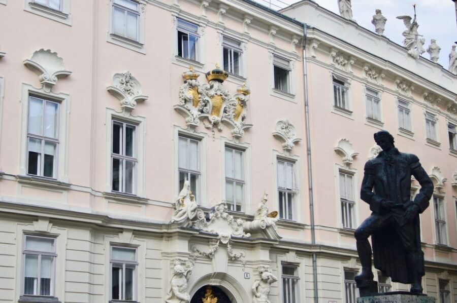 Vienna: Private Jewish Walking Tour - A Closer Look at the Tour Experience