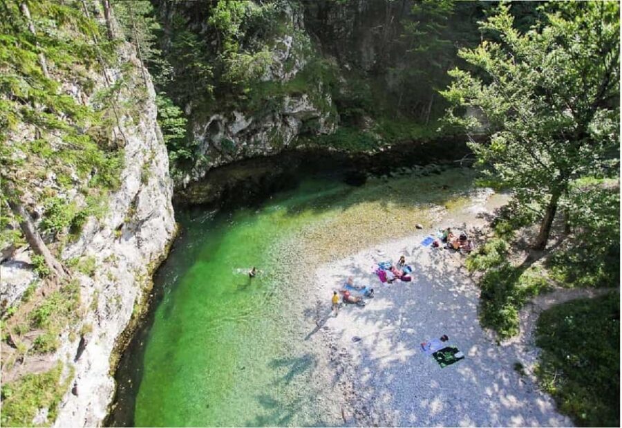 Vienna: Relaxed Alpine Experience with Guide and Transfer - What’s Included and What to Consider