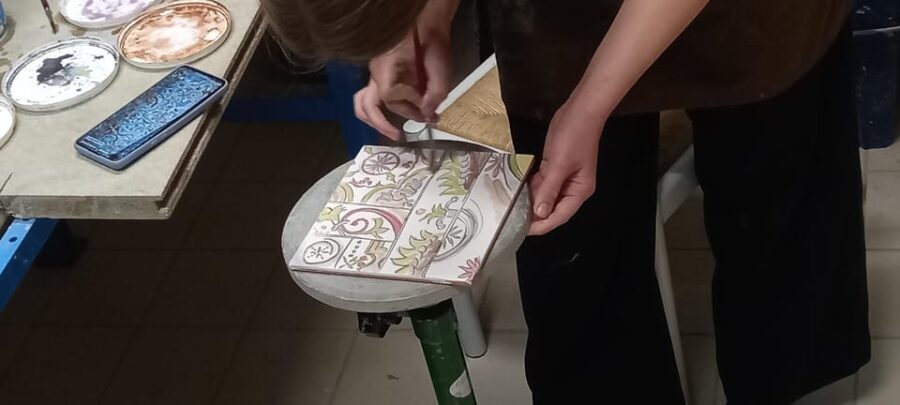 Vietri sul Mare: majolica decoration workshop - Practical Details and Tips