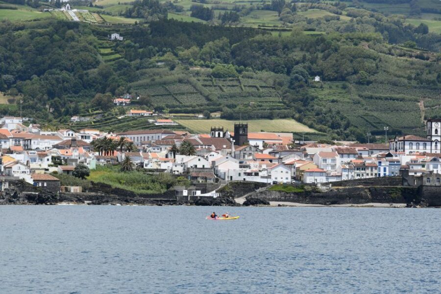 Vila Franca do Campo: Kayak Rental - Why Rent a Kayak in Vila Franca do Campo?