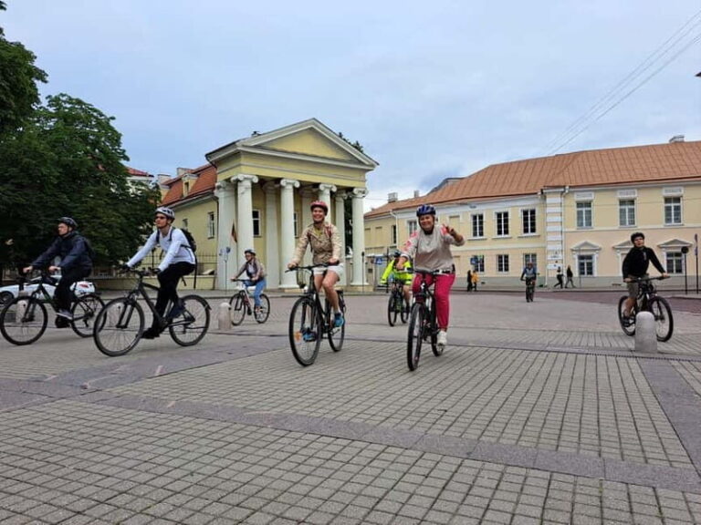 Vilnius: City Bike Tour of Vilnius Highlights - FAQ