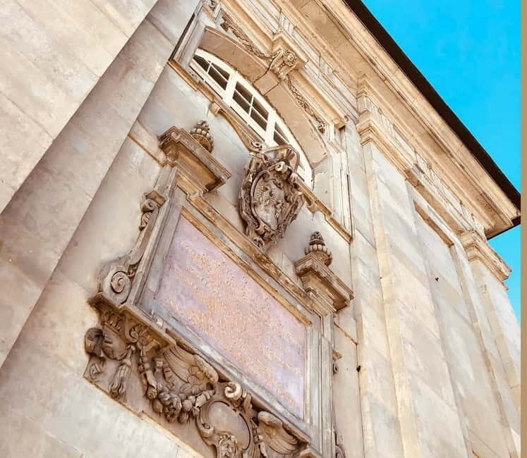 Vilnius: Customized walking day/night tours around Vilnius - FAQs