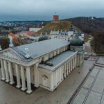 Vilnius: Morning Coffee Tour with Local Guide - The Itinerary in Detail